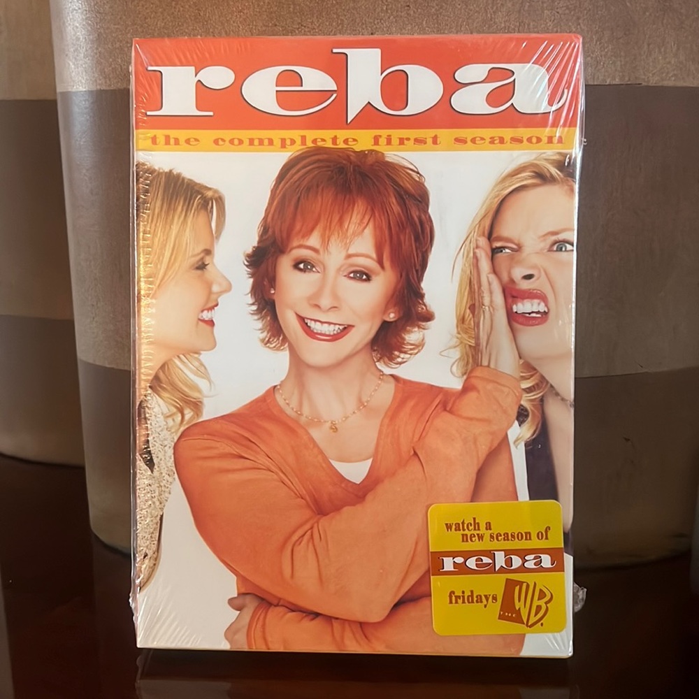 Reba Season One DVD Set **NWT - SEALED**